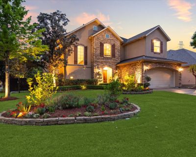 3 Bedroom 2BA 3083 ft Single Family House For Sale in Houston, TX