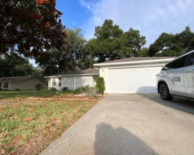 $750 per month room to rent in Lady Lake