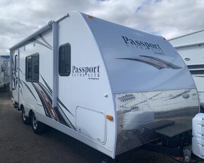 2011 24.5 foot Keystone Passport M-195RB travel trailer in excellent condition