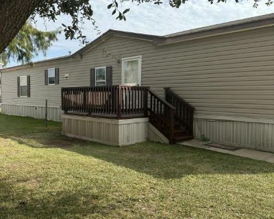 3 Bedroom 2BA 1152 ft Mobile Home For Rent in Denton, TX