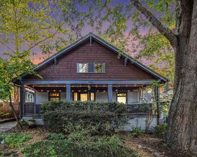 4 Bedroom 3BA 2250 ft Pet-Friendly Single-family home For Rent in Atlanta, GA