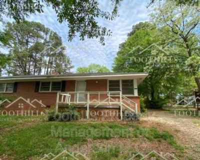 414-416 Jeb Stuart Ave. image_url. W/D hookup Hardwood floors Pet friendly Ceiling fan Carpet Range Unit Amenities carpet ceiling fan hardwood floors oven range refrigerator w/d hookup Property Amenities dogs allowed pet friendly accepts section 8 cats allowed. Pets allowed. 2 Bedroom. 1 Bathroom. 897 ft