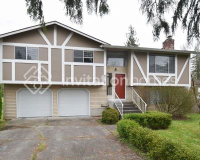 3 Bedroom 3BA 1764 ft Pet-Friendly Single Family Home For Rent in Marysville, WA