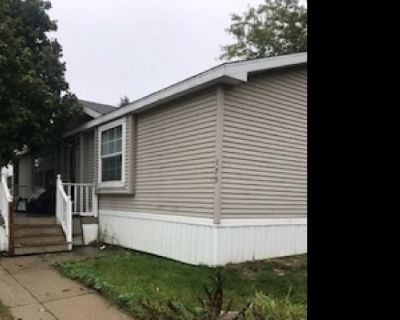 3 Bedroom 2BA 1568 ft Mobile Home For Rent in Lapeer, MI