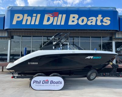 2025 Yamaha Boats AR220
