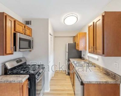 1011 St. Paul Ct.. Free-spirited and inspiring, Louisville is all about the adventurous, the unique, and the historical. Dishwasher Pet friendly Unit Amenities dishwasher Property Amenities cats allowed dogs allowed pet friendly. Pets allowed. 1 Bedroom. 1 Bathroom. 665 ft