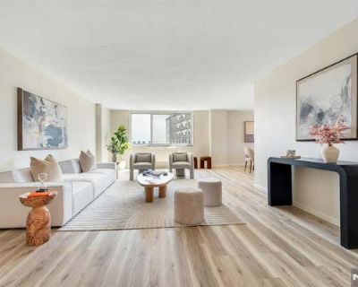 2 Bedroom 3BA Condominium For Sale in FORT LEE, NJ