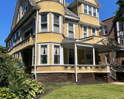 3BA 6343 ft Commercial Property For Sale in New Haven, CT