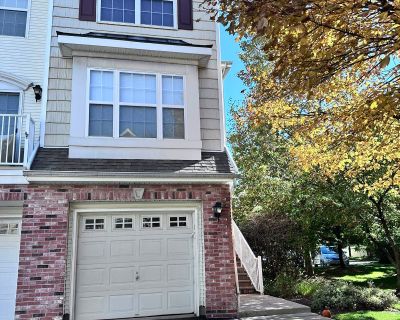 3 Bedroom 2BA 1900 ft Townhouse For Rent in Bayonne, NJ