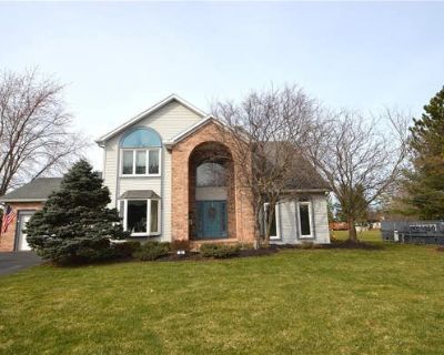 4 Bedroom 5BA 3231 ft Single Family Home For Sale in ROCHESTER, NY