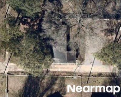 1.0 Bath Preforeclosure Property in Batesville, AR 72501 - S Central Ave