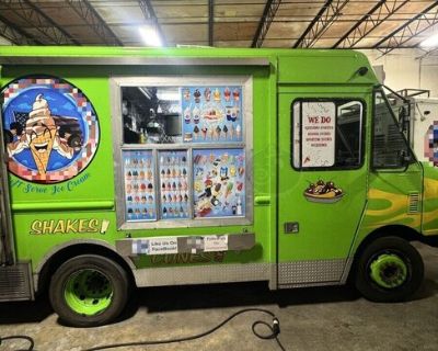 2007 19' Chevrolet Ice Cream/Soft Serve Truck Mobile Vending Unit