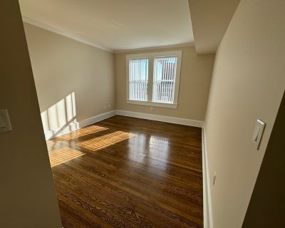 2 Bedroom 1BA 1026 ft Apartment For Rent in Brookline, MA