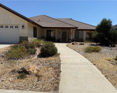 4 Bedroom 2BA 1791 ft Apartment For Rent in Lancaster, CA