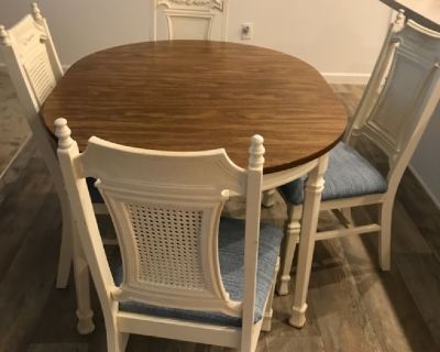 Dining set