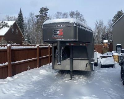 2024 S&amp;S 24 goose neck stock trailer. Excellent condition! $17,500 OBO