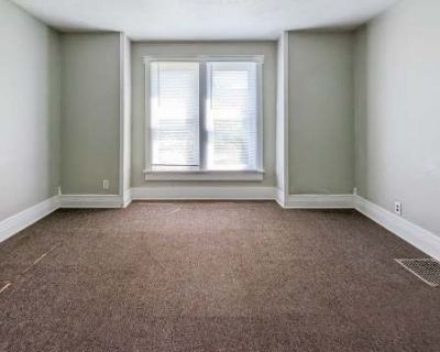 3 Bedroom 1BA 1105 ft Apartment For Rent in Muncie, IN