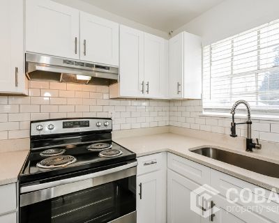 3 Bedroom 1.5BA 1190 ft Pet-Friendly Condo For Rent in Decatur, GA