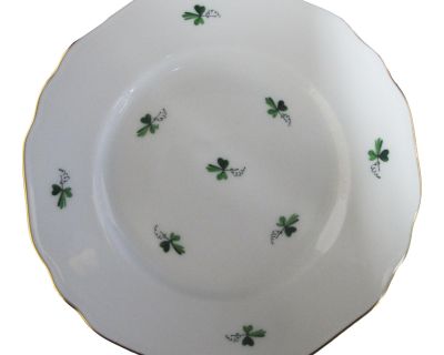 Augarten Wien Vienna Green Scattered Wine Leaves 6490 6 1/4" Bread Plate