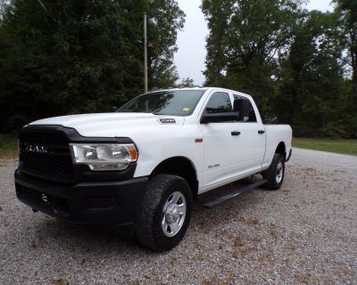 2020 RAM 2500 Tradesman 4x4 Crew Cab 6'4" Box