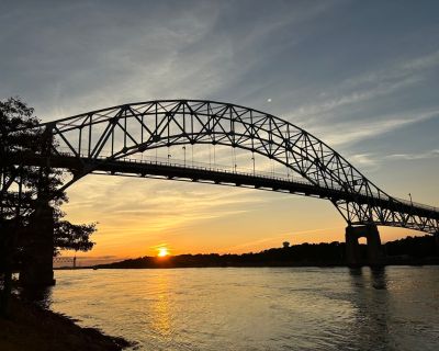 2 Bedroom 1BA 934 ft Condo For Sale in Bourne, MA