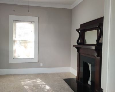 Simone Dobbs (Has a House). Room in the 1 Bedroom 1BA House For Rent in East Point, GA