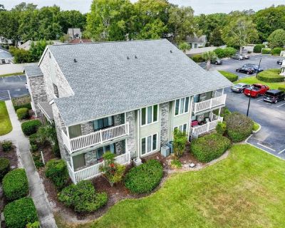 4708 Cobblestone Dr. Freshly Updated 1BR/1BA Condo in the Desirable Cobblestone Community Myrtle Beach, SC Experience comfortable coastal living in this beautifully refreshed condo, ideally located just minutes from the beach, shopping, dining, and entertainment. This inviting unit features a bright, open layout with a spacious living area, private balcony, and a modern kitchen with breakfast b...