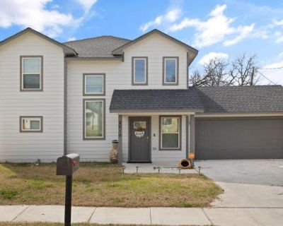 4 Bedroom 3BA 1550 ft Single Family Home For Sale in FORT WORTH, TX