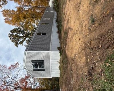 4 Bedroom 2BA 1064 ft Mobile Home For Rent in Culloden, WV
