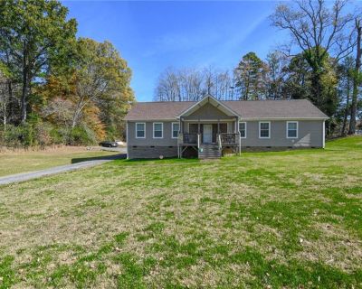 3 Bedroom 2BA Mobile Home For Sale in Greensboro, NC