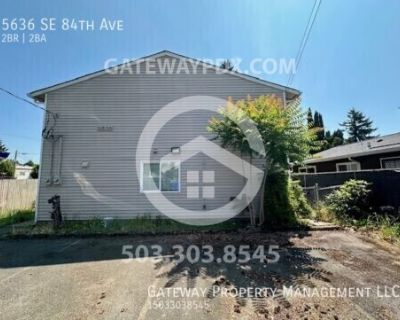 2 Bedroom 1BA 1024 ft Pet-Friendly Townhouse For Rent in Portland, OR