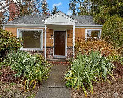 3 Bedroom 1BA 1100 ft Single Family House For Sale in Seattle, WA