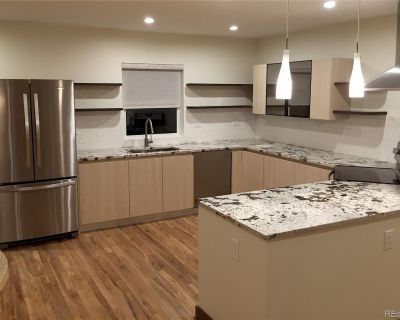 3 Bedroom 1BA 1255 ft Apartment For Rent in Boulder, CO