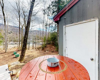 3 Bedroom 3BA Condo Vacation Rental in Happy Haven, Lincoln, NH