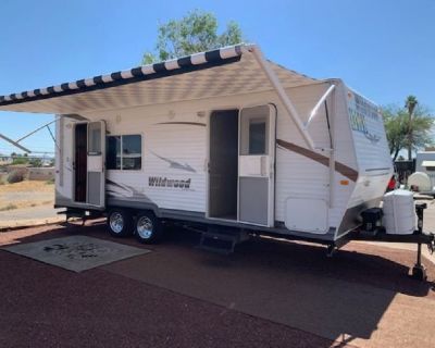 2010 Forest River Wildwood T25RKS