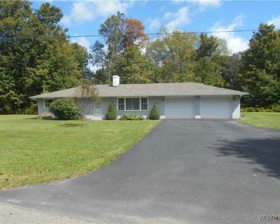 2 Bedroom 1BA 1032 ft Single Family Home For Sale in DELEVAN, NY