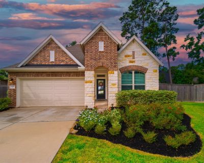 323 Fan Palm Court. Property for Rent in Willis, TX for $2,800 with 3 bedrooms and 2 full baths. This 2,169 square foot property was built in 2022 on a lot size of 0.2024.. FOR SALE OR LEASE! PRICE REDUCED!SELLER OFFERING 2-1 BUYDOWN!BEST 1-STORY IN THE WOODLANDS HILLS!YOUR OASIS ON CULDESAC W/HUGE YARD!Owner had David Weekley Homes build on the Left side of the Lot, resulting in an oversized B...