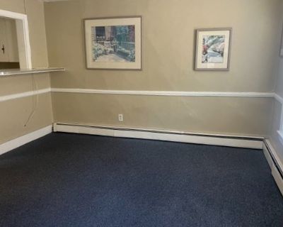 1 Bedroom 1BA 650 ft Apartment For Rent in Derry, NH
