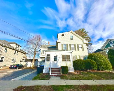 2 Bedroom 1BA 1100 ft Apartment For Rent in Natick, MA
