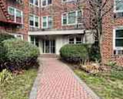 3 Bedroom 2BA 1200 ft² Pet-Friendly Apartment For Rent in Scarsdale, NY 700 Scarsdale Ave #3T