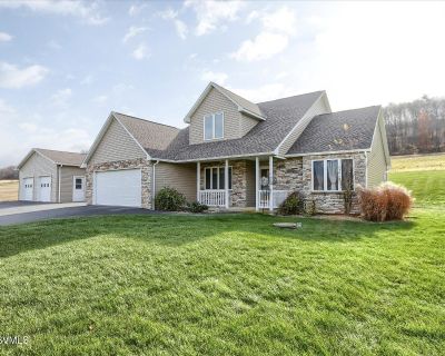 3 Bedroom 2BA 1835 ft Single Family House For Sale in Richfield, PA