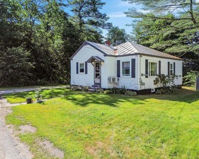 3 Bedroom 1BA 920 ft Single Family Home For Sale in WATERVILLE, ME
