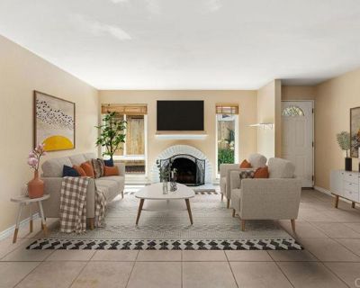 2 Bedroom 2BA 1102 ft House For Rent in Carlsbad, CA