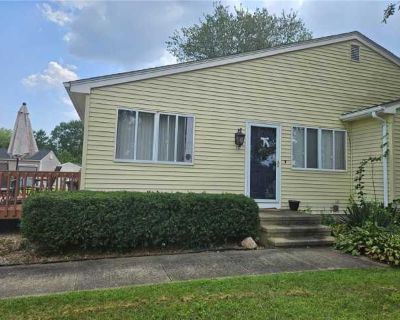 2 Bedroom 1BA 1895 ft Furnished Apartment For Rent in Westerly, RI