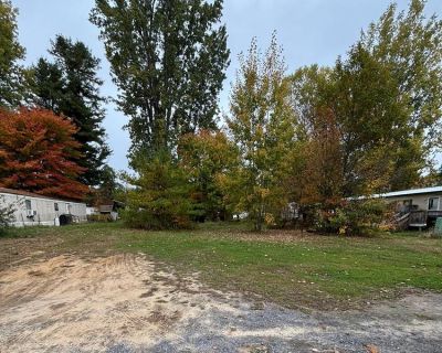 Gregory Lane-Vacant Lots. Vacant Lots Available - Perfect for Your Single-Wide or Double-Wide Home. Listing Type: For Rent By Agent/Realtor * ID: 574417 * Posted: about 1 month ago * Lot Number: * Home Type: Single wide * Bedrooms: 1 * Bathrooms: 1 *. 1 Bedroom. 1 Bathroom. 980 ft