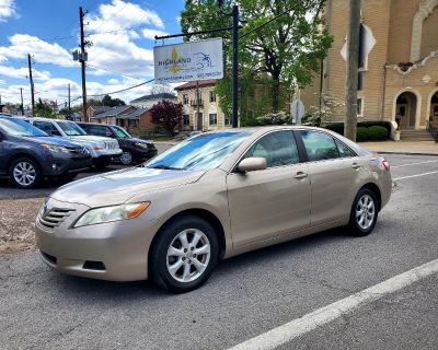 2009 Toyota Camry XLE 5-Spd AT