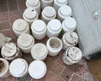 White plastic containers for storage/vertical garden