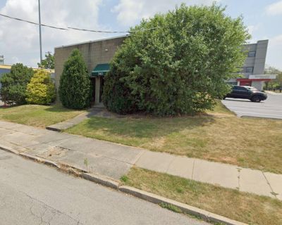 342 S Washington Avenue. Property for Rent in Columbus, OH for $1. This 3,434 square foot property was built in 1981 on a lot size of 0.11.. Discover a unique opportunity to lease a commercial property that caters to a wide range of business needs. The building is thoughtfully designed with two private front offices and a full kitchen for staff convenience. The large open-plan area provides a b...