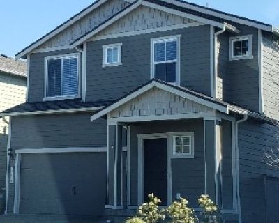 Room available to rent beginning May 1st in an established home in Spanaway (Bordering Spanaway & Fredrickson) Home has AC, security & streetside parking! Shared living spaces include; kitchen, livingroom, media area,1/4 bath, full bath & laundry. Private unfurnished room is approx 9'x11' with closet. 

We are looking for a clean responsible verifiably employed individual that would fit in well...