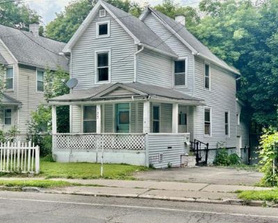 3 Bedroom 1BA 1272 ft Single Family Home For Sale in JOHNSON CITY, NY